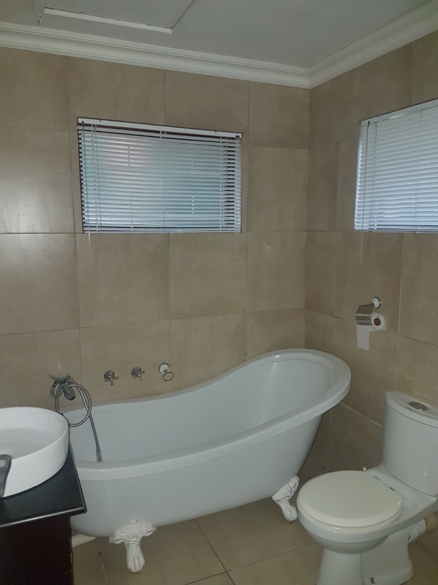 3 Bedroom Property for Sale in Edgemead Western Cape